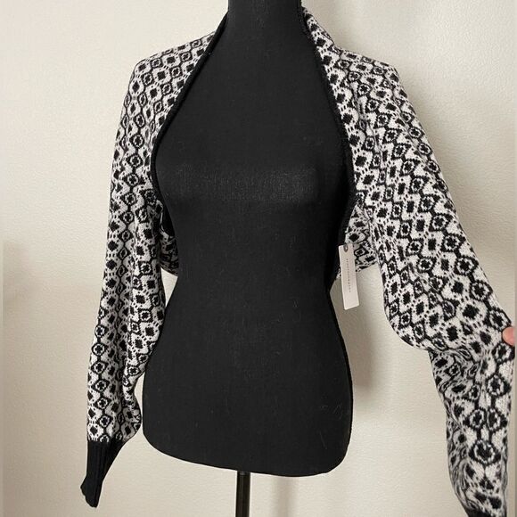 NWT Anthropologie Floral Sweater Shrug Set - Picture 9 of 15